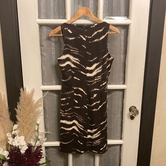 Michael Kors Buckle Dress - Picture 2 of 9